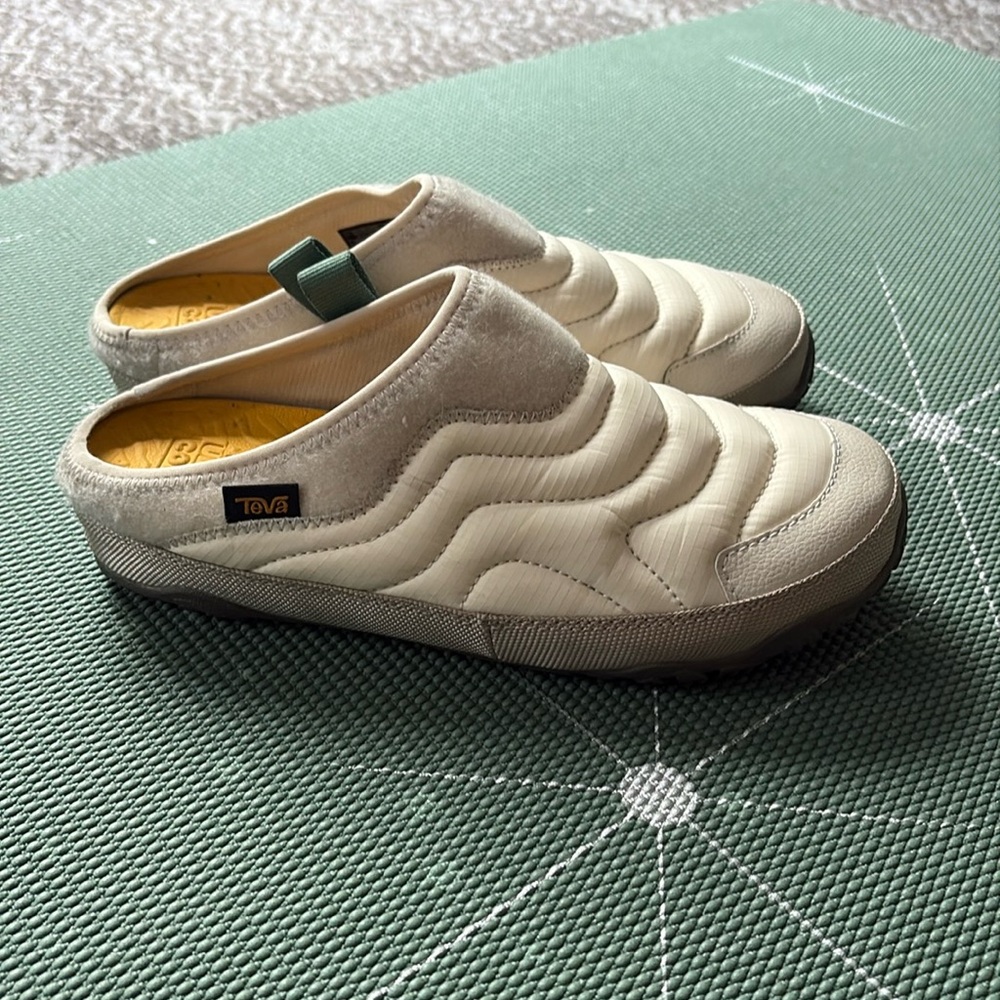 Women’s Teva ReEmber Terrain Slip-On Adventure White Shoes Size 7